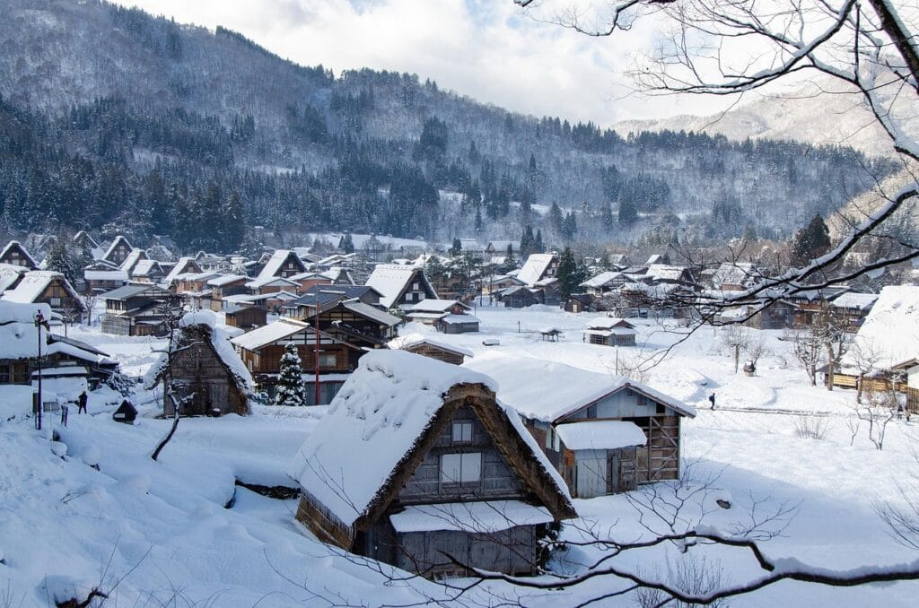 shirakawa-go, traditional, japan, nature, gifu, house, village, japanese, winter, destination, heritage, thatched, architecture, gassho style, farmhouse, cottage, design, timber, rustic, snow